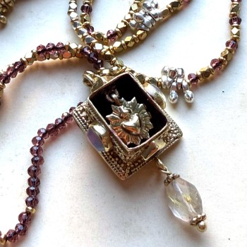 SAUTOIR SANCTUAIRE COEUR