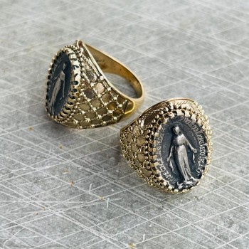 copy of BAGUE RESILLE STONE